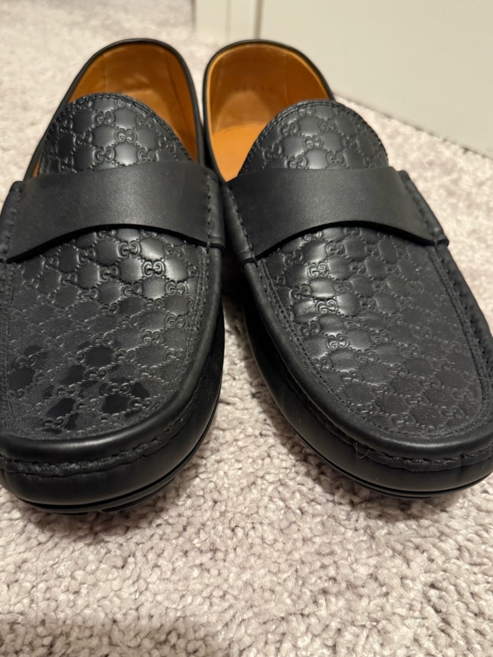 Gucci Black Embossed Leather Men's Penny Loafers - Picture 7 of 11